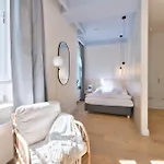 Dom & House Unique 3*