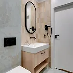 Dom & House Unique Lägenhetshotell 3*